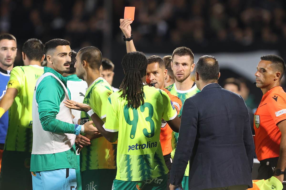 Partizan - AEK tuča na kraju