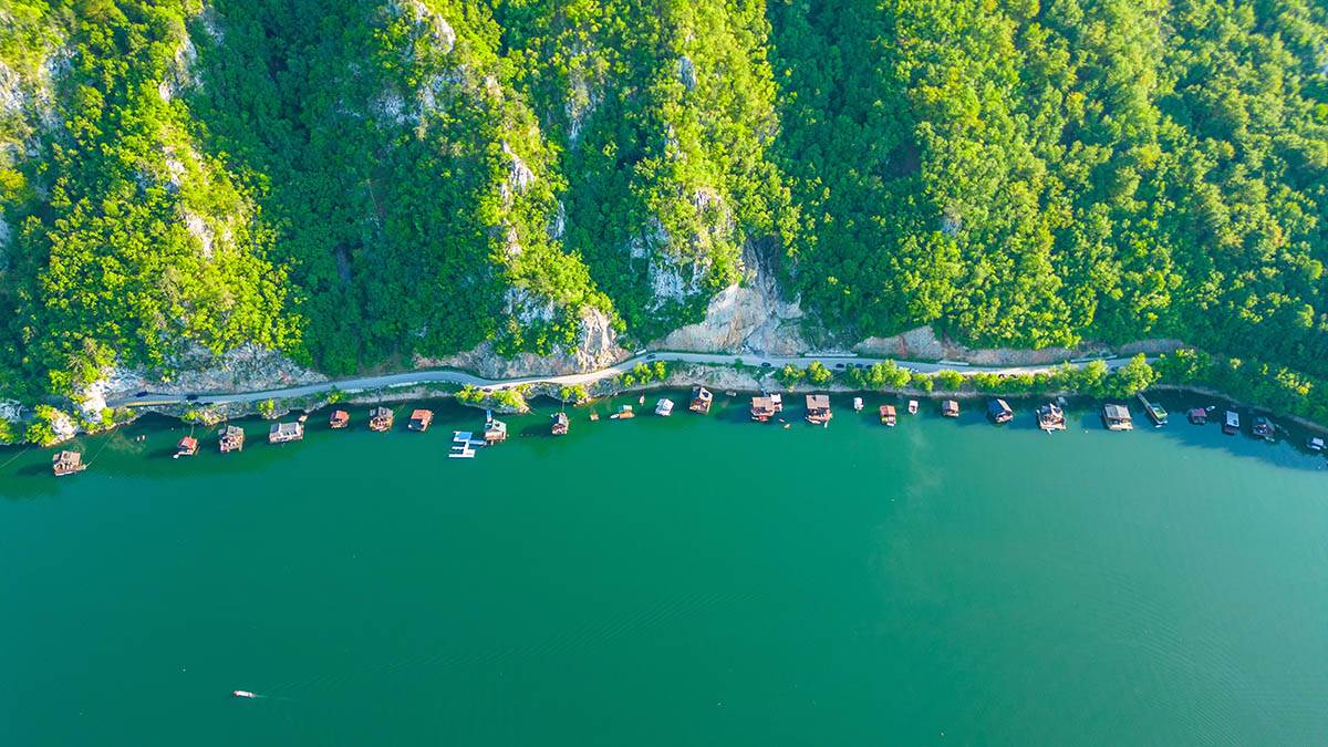 Jezero Perućac Bajina Bašta (4).jpg