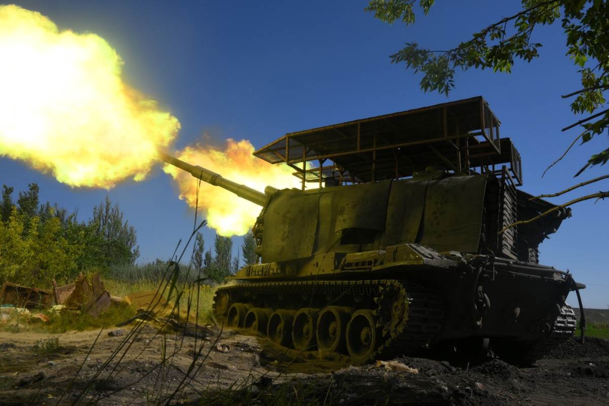 Rat u Ukrajini, Rusija, Ukrajina