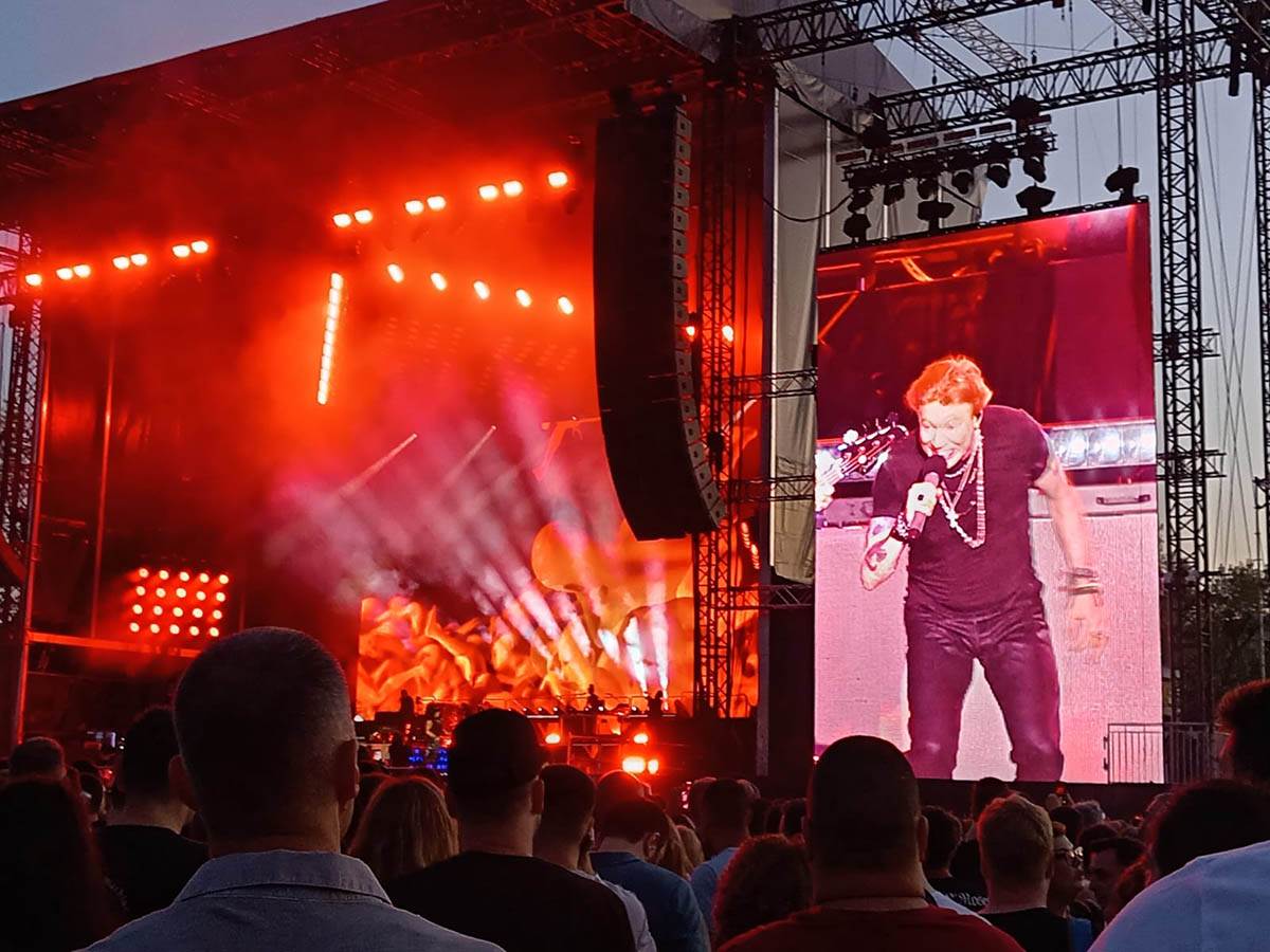 Guns and Roses Ušće (2).jpg