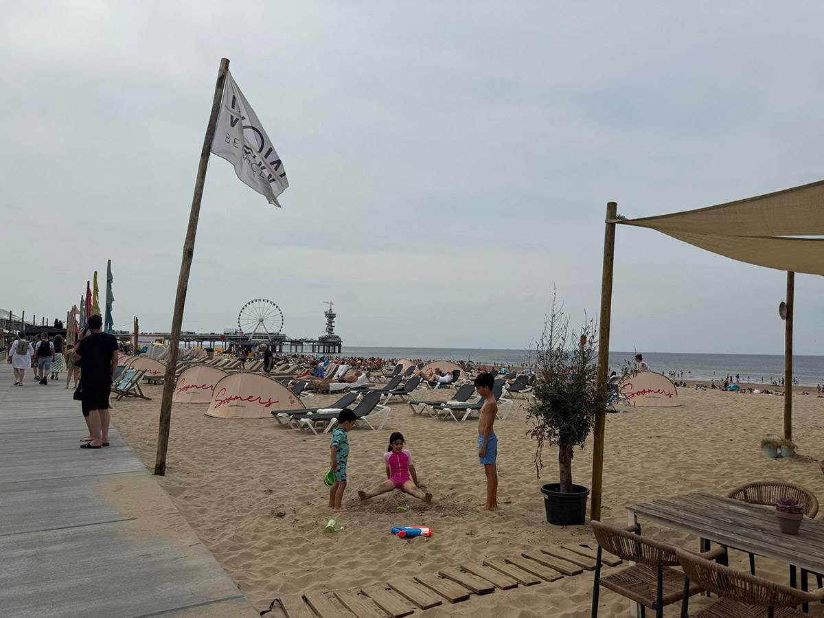 plaža u Hagu (2).jpg