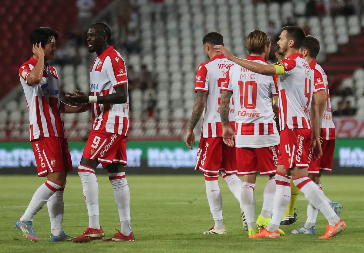 Zvezda - Javor  (5).jpg