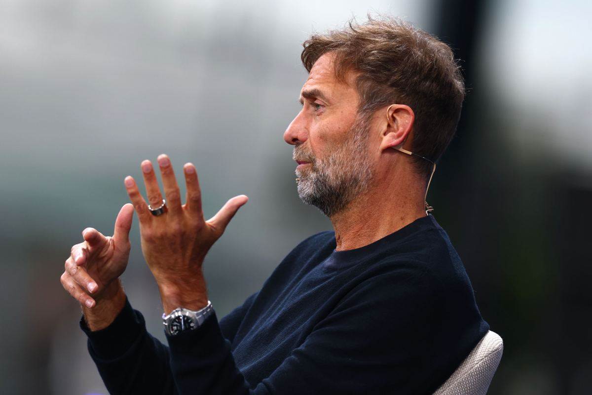 Jirgen Klop govori na promociji u Red Bulu