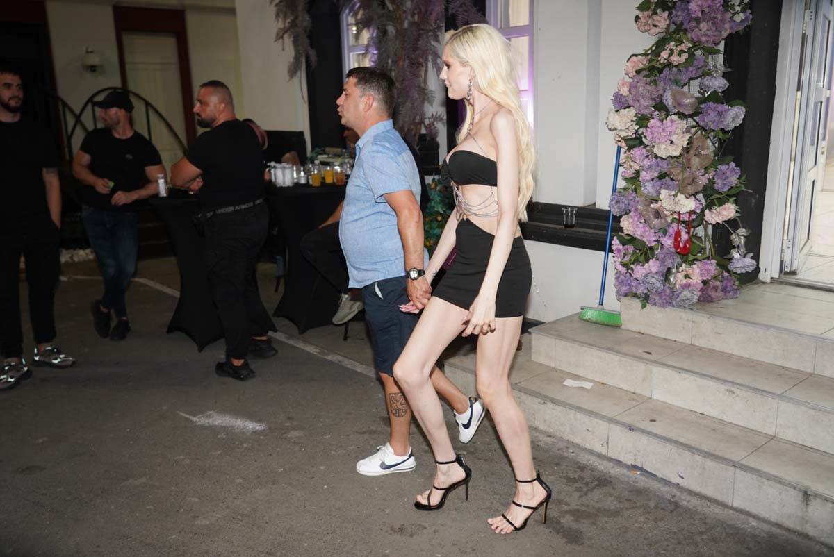 Žurka Elita 8 11.jpg