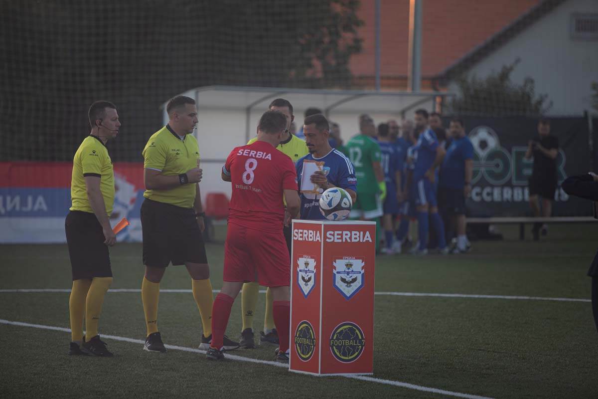 Srbija - Italija Fudbal 7 8.jpg