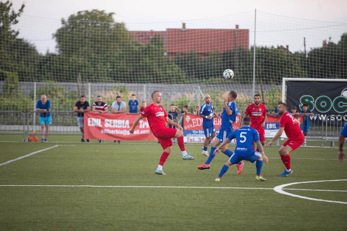 Srbija - Italija Fudbal 7 4.jpg