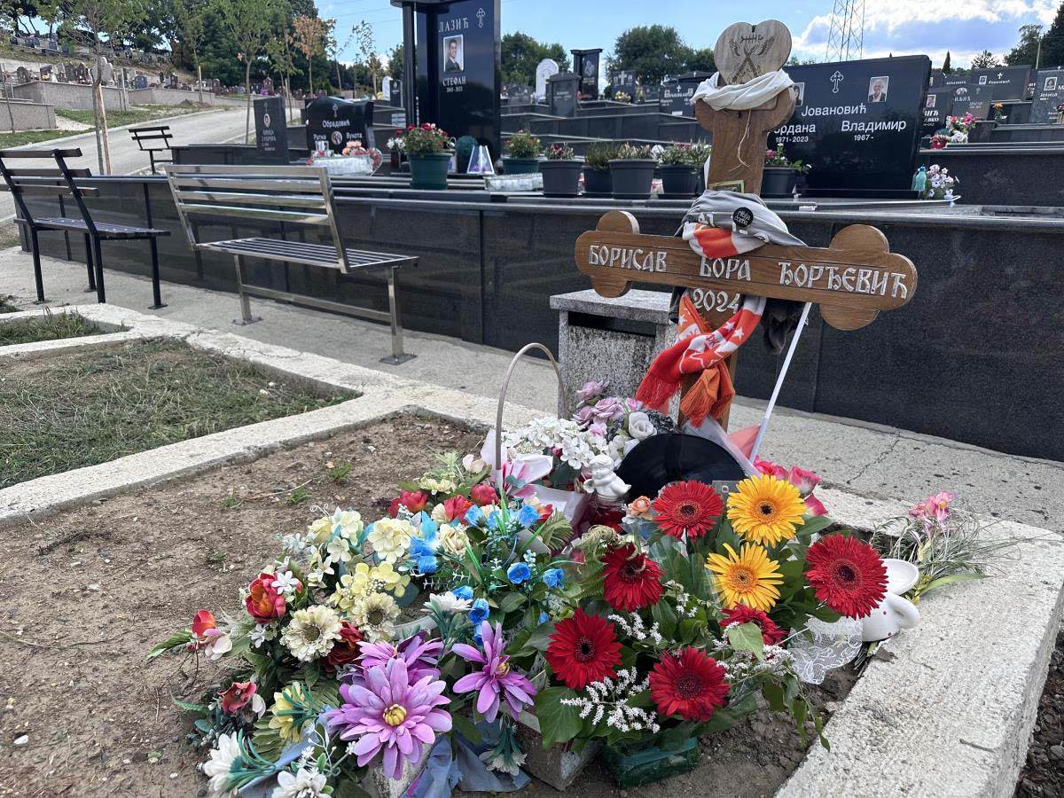 Grobno mesto Bore Čorbe 4.jpg