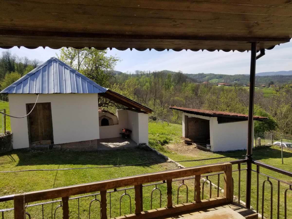 kuća na prodaju u Poljanicama (3).jpg