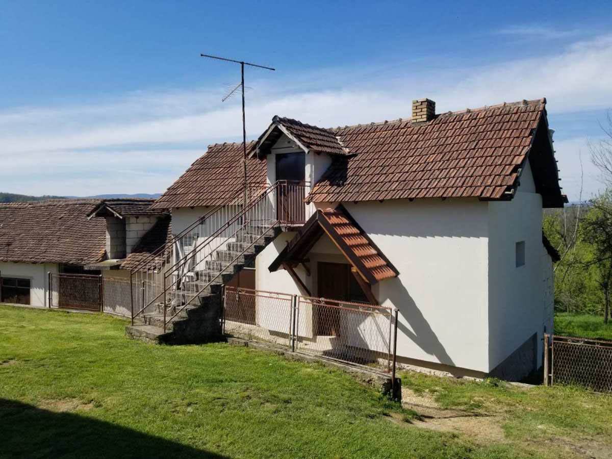 kuća na prodaju u Poljanicama (7).jpg