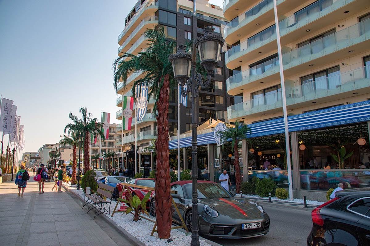 plaza Mamaia (4).jpg