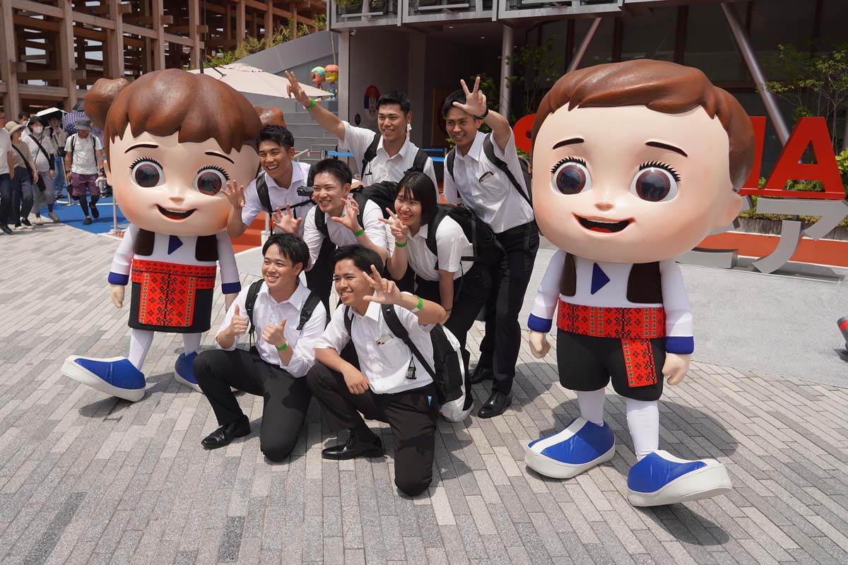 Maskote EXPO 2027 Beograd u Osaki_5 (Foto EXPO 2027 Beograd, Dragan Kujundžić).jpg