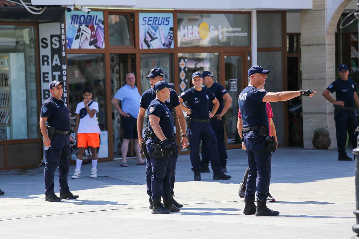 Sukob navijača (5).jpg