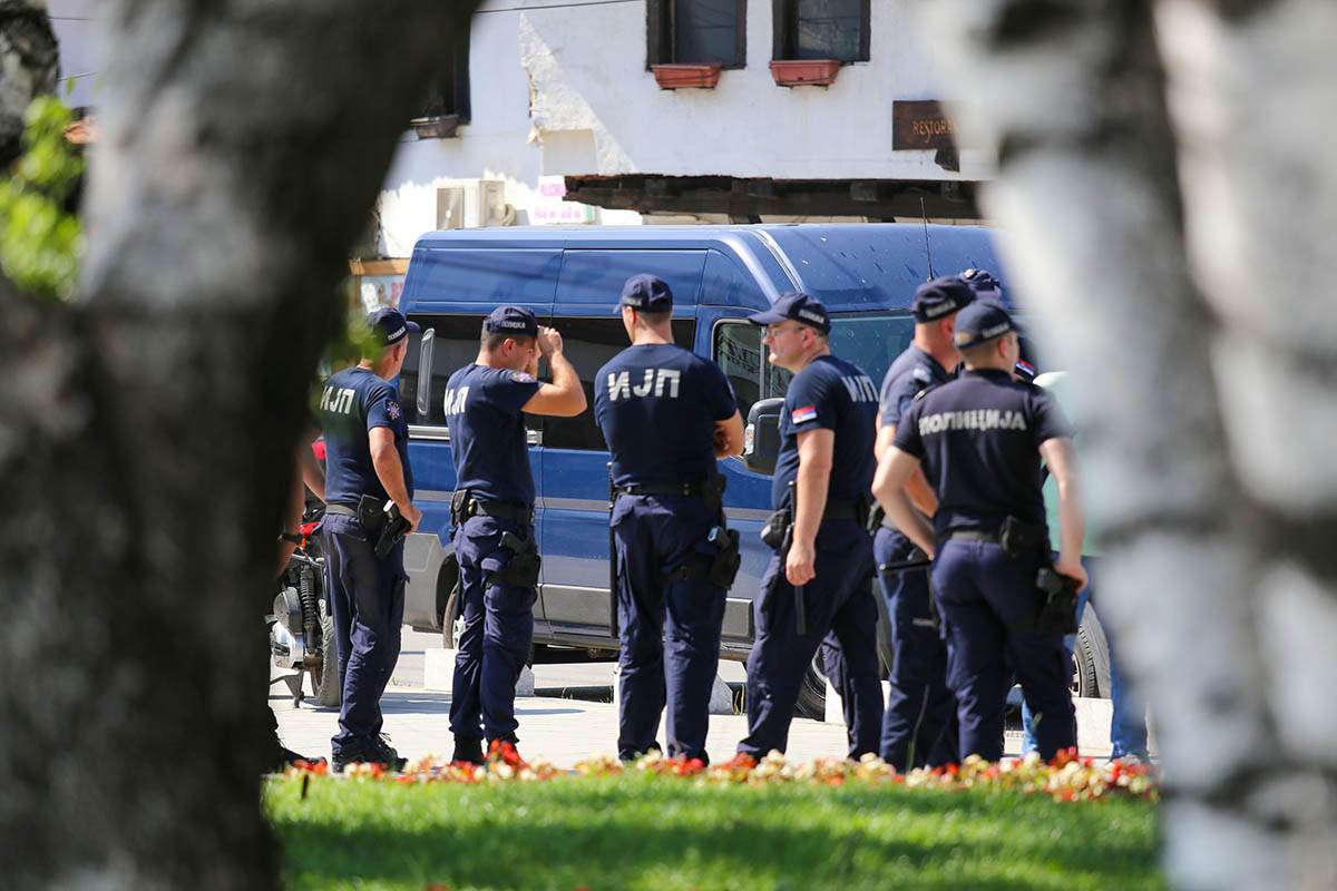 Sukob navijača (6).jpg