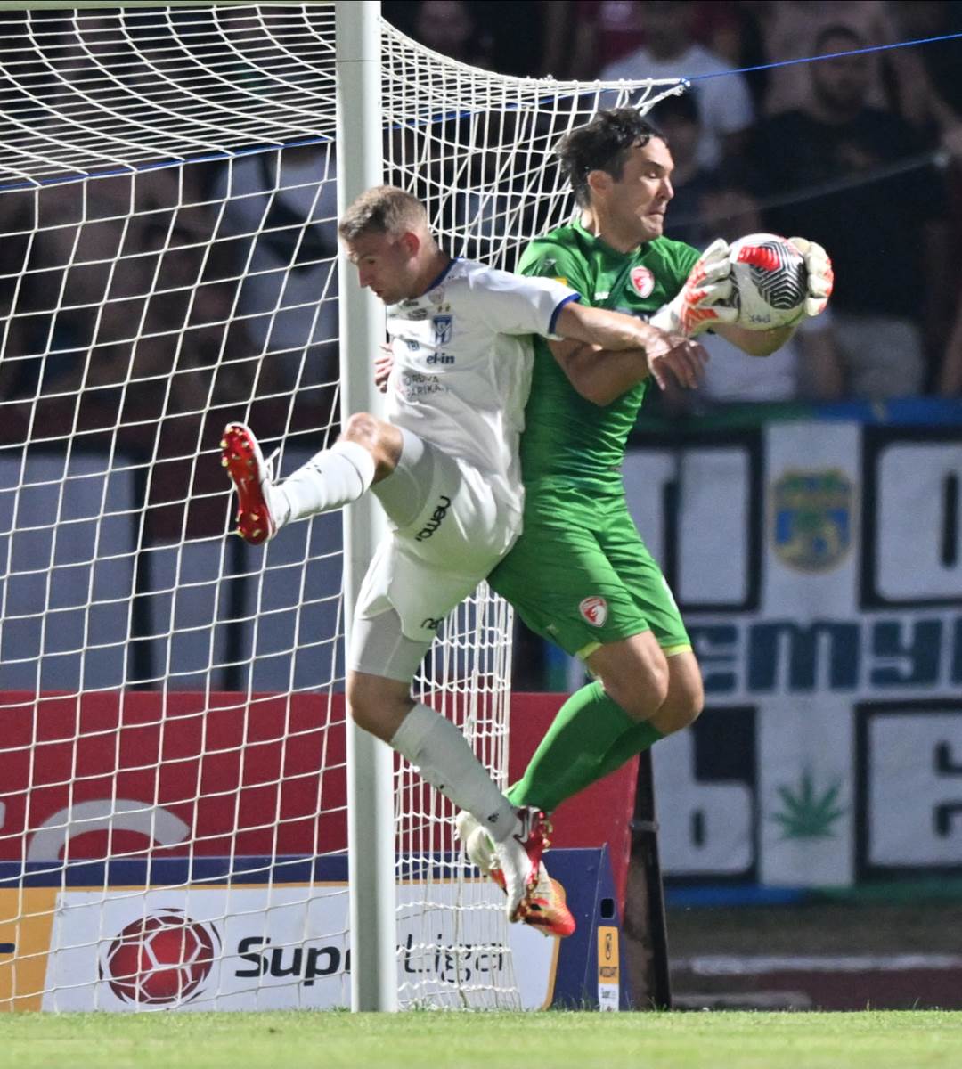 Radnički - Klaksvik  (12).jpg