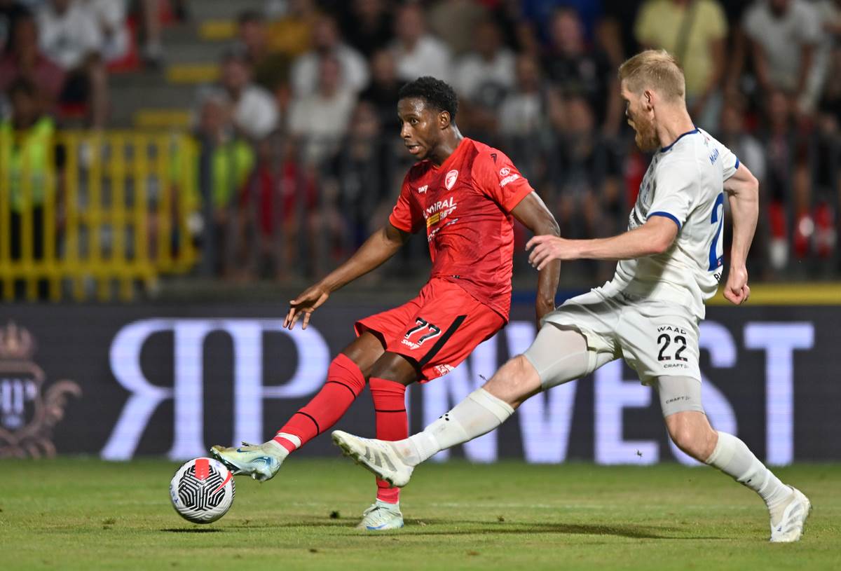 Radnički - Klaksvik  (16).jpg