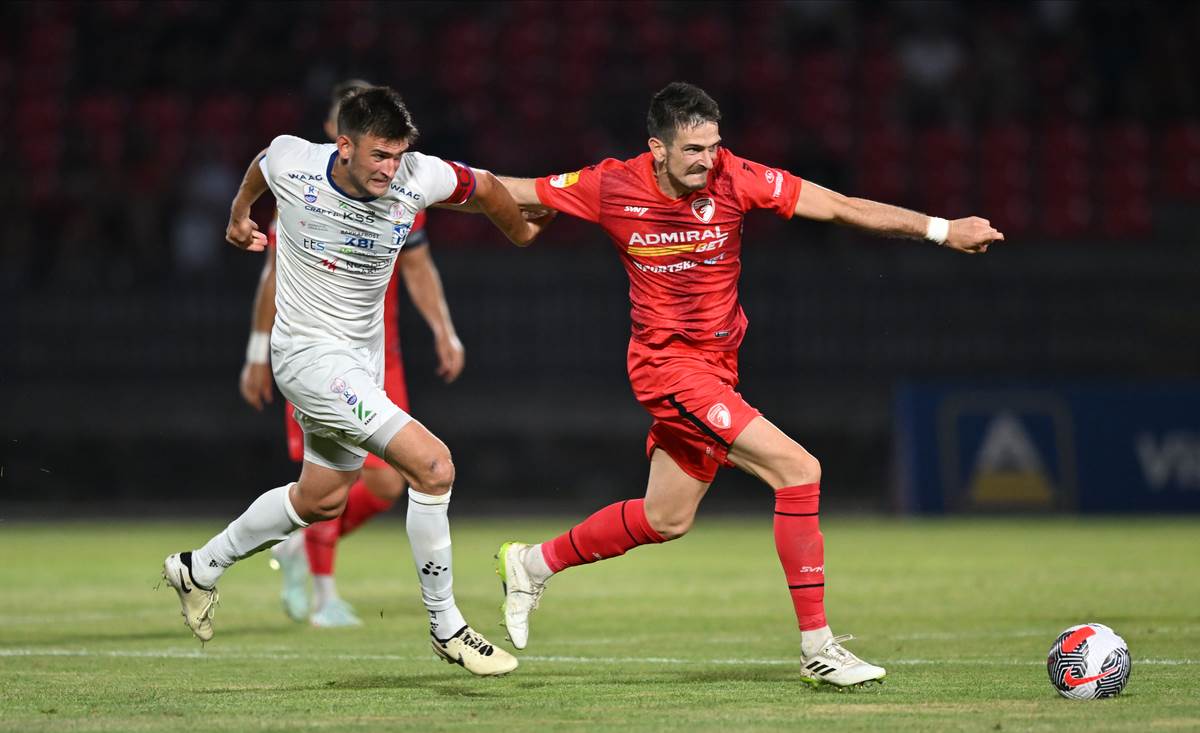 Radnički - Klaksvik  (15).jpg