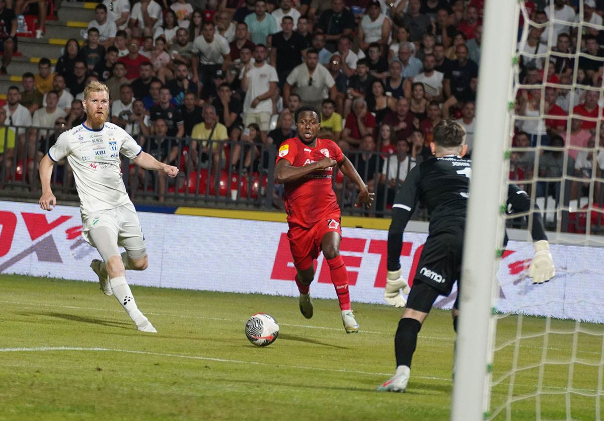 FK Radnički - Klaksvik (6).jpg