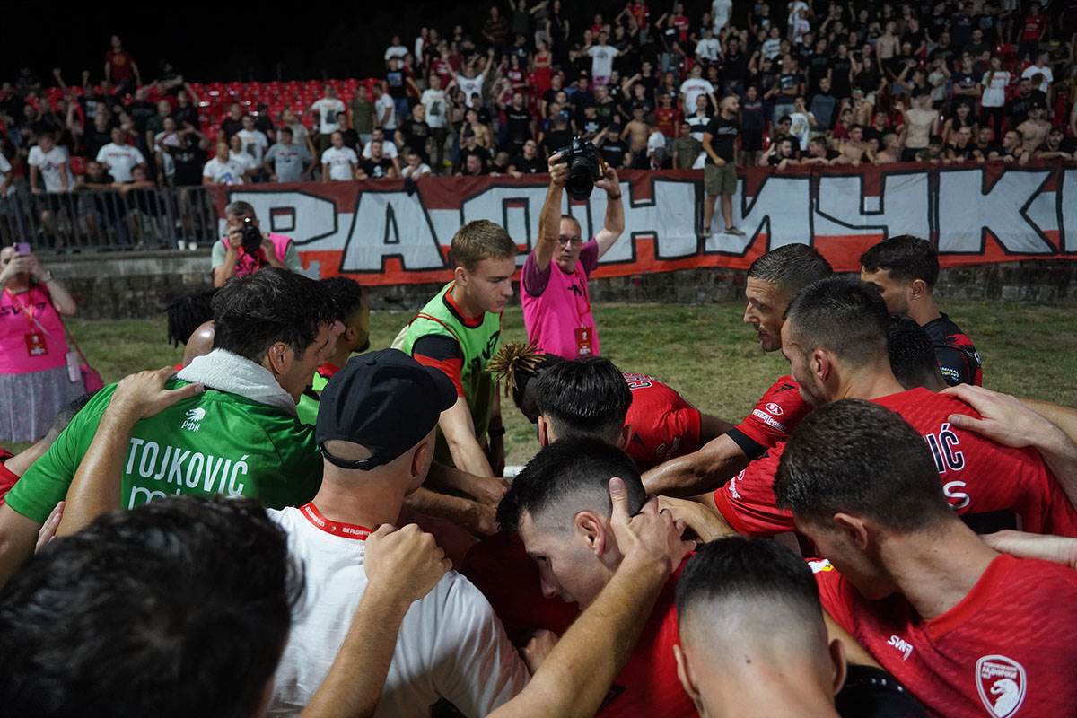 FK Radnički - Klaksvik (3).jpg