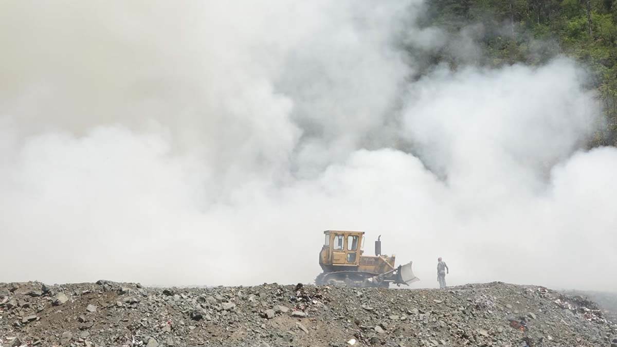 požar na deponiji u Priboju 4.jpg