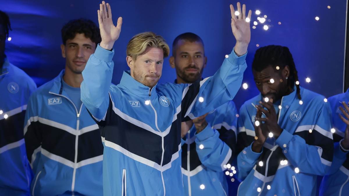 Kevin De Brujne promocija u Napoliju