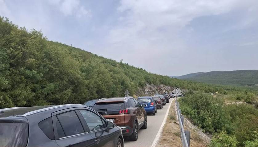 saobraćajna nesreća kod Bileće (3).jpg