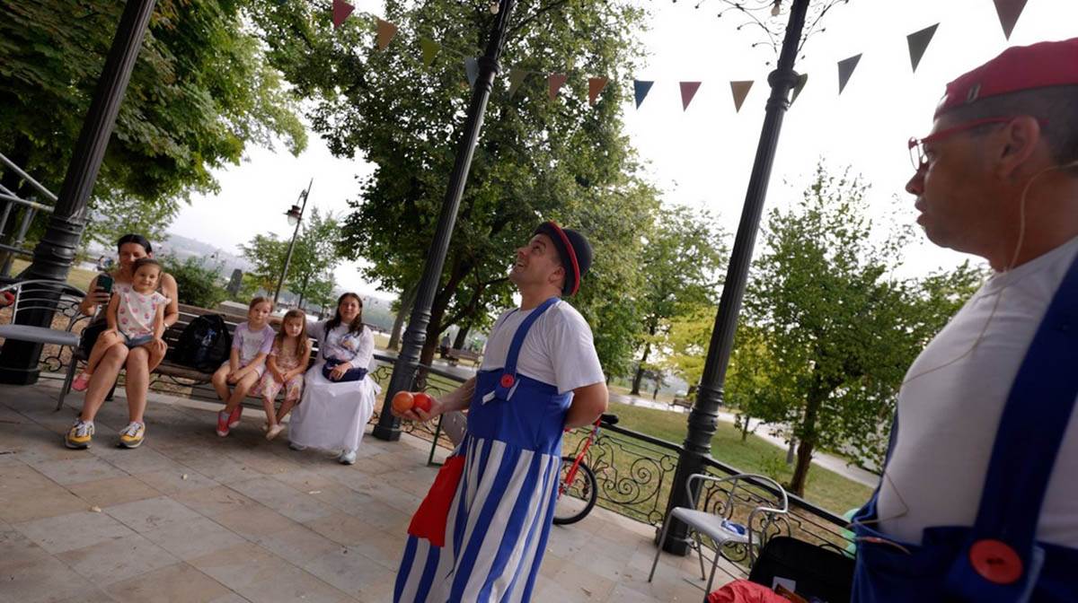 Screenshot_1 copy.jpg