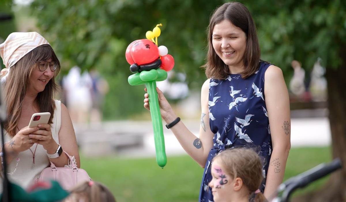 Screenshot_4 copy.jpg