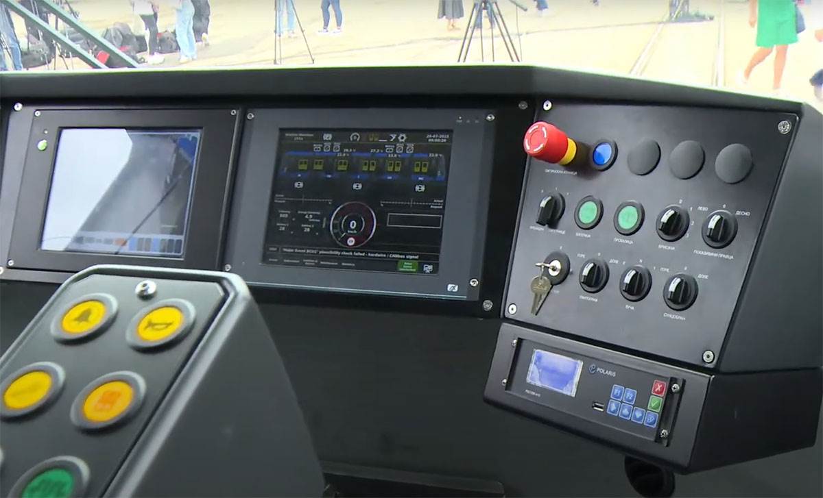 novi tramvaji u Beogradu (2).jpg