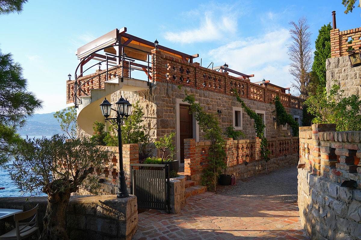 Rose, Luštica (7).jpg