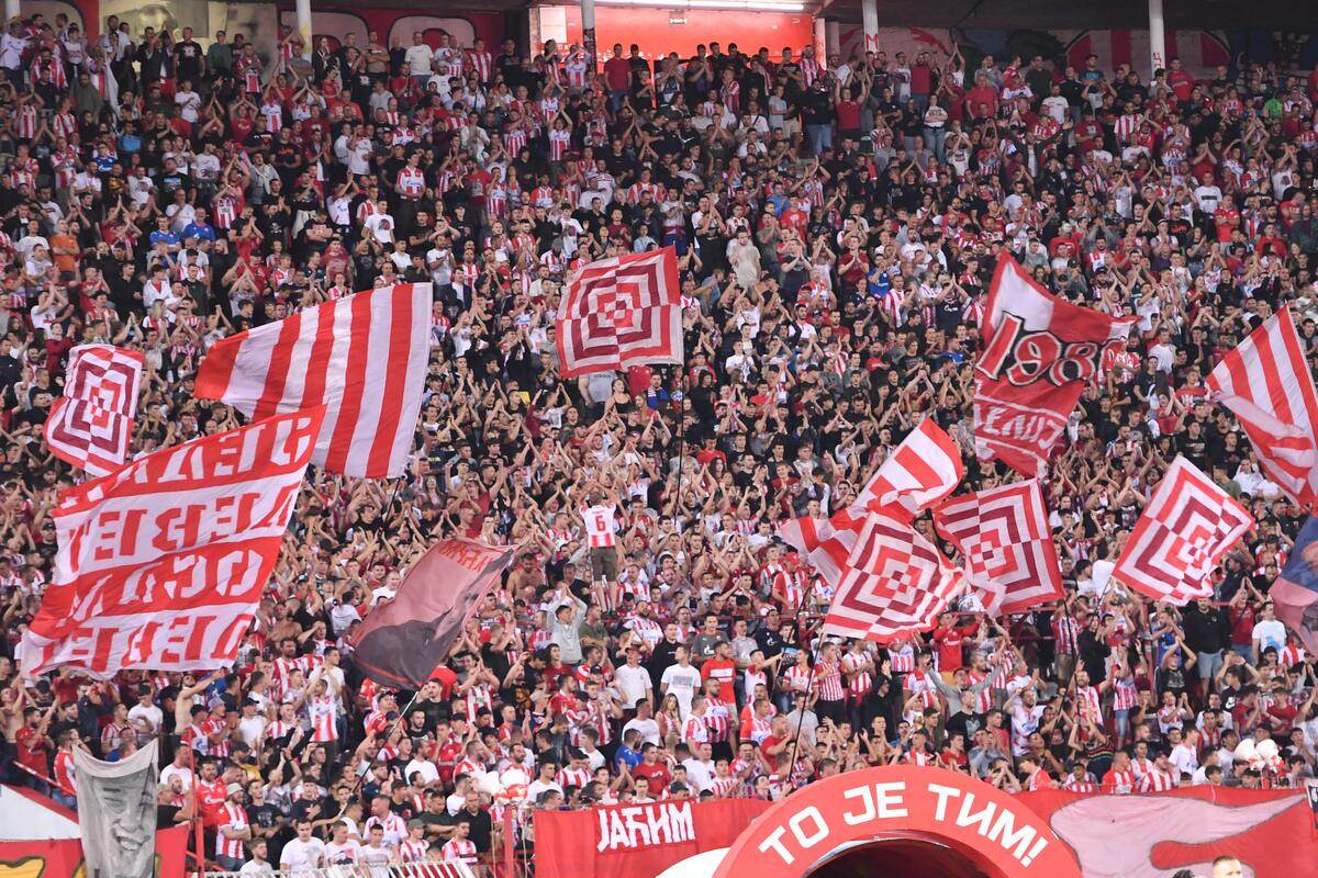 Crvena zvezda - Linkoln (3).JPG