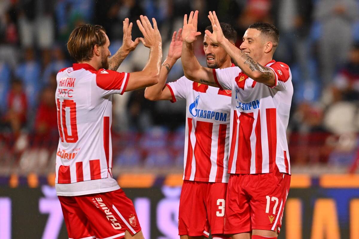 Crvena zvezda - Linkoln (2).JPG