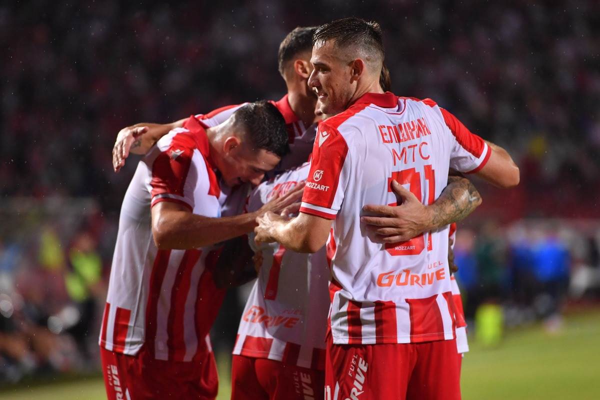 Crvena zvezda - Linkoln (2).JPG