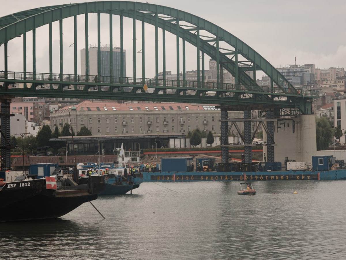 Stari savski most uklanjanje (6).jpg