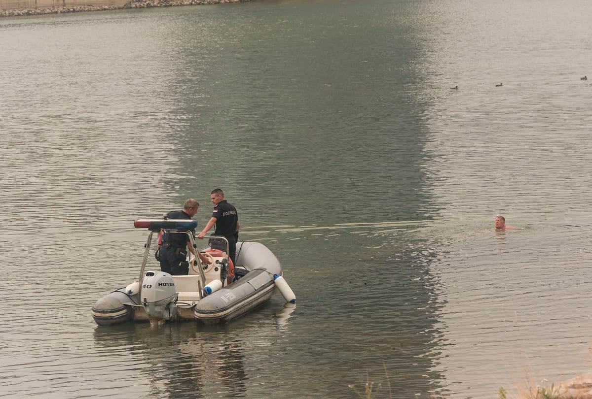 Stari savski most uklanjanje (7).jpg