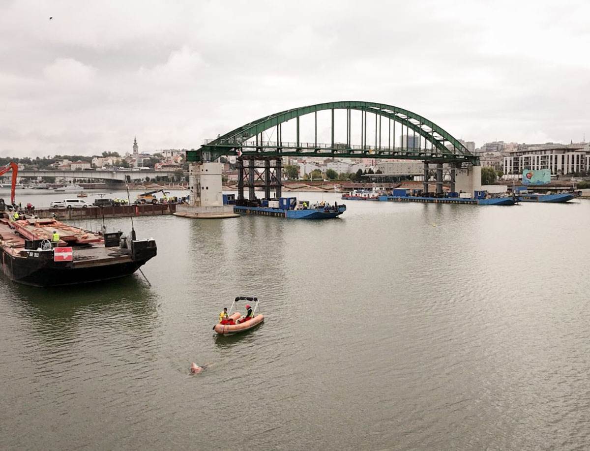 Stari savski most uklanjanje (10).jpg