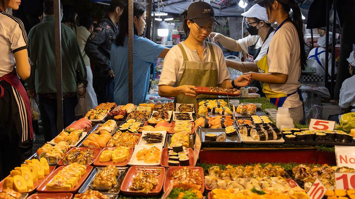 Hrana na ulicama Japana