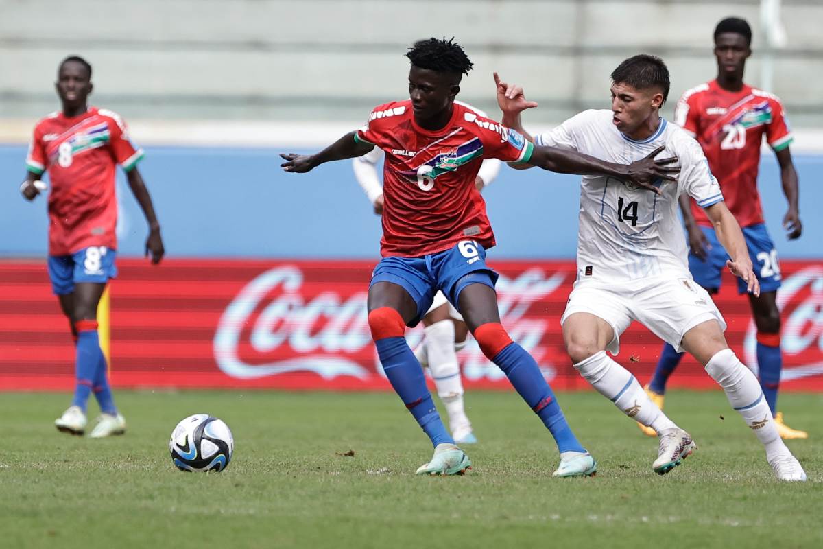 Mahmudu Bajo reprezentativac Gambije na utakmici