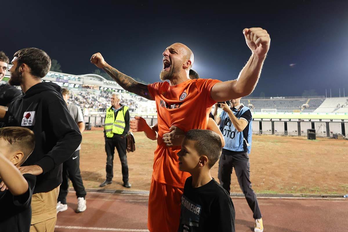 Partizan Oleksandrija 2.jpg