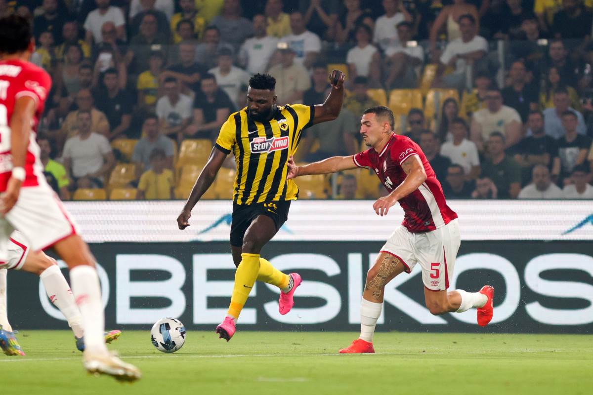 Francdi Pijero na AEK Hapoel Ber Ševa