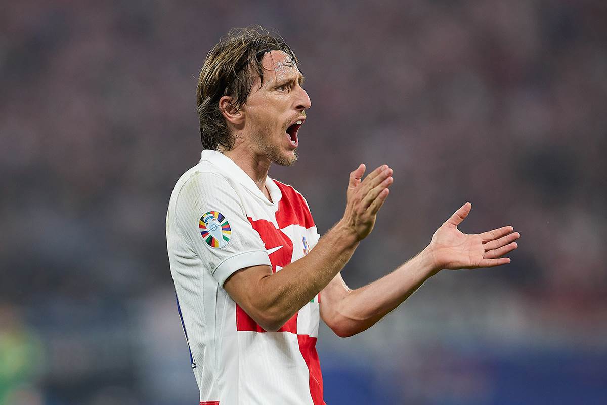 Luka Modrić u dresu Hrvatske.