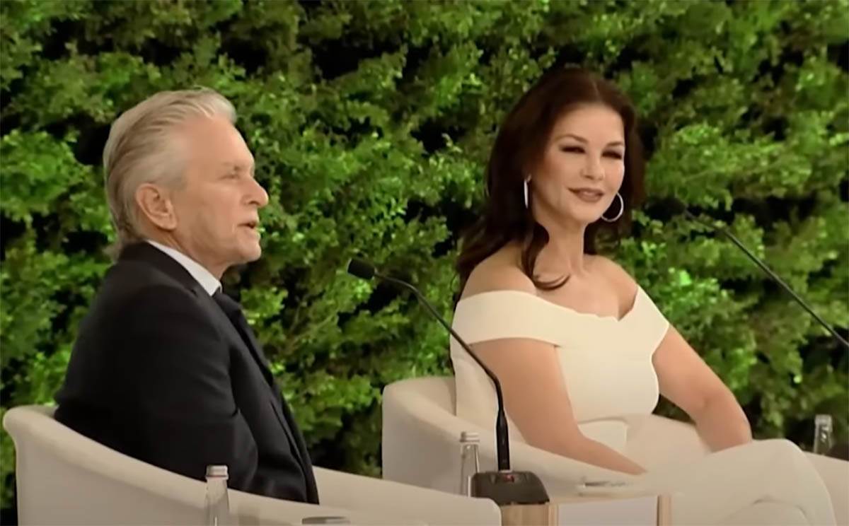 Ketrin Zita Džons i Majkl Daglas (2).jpg