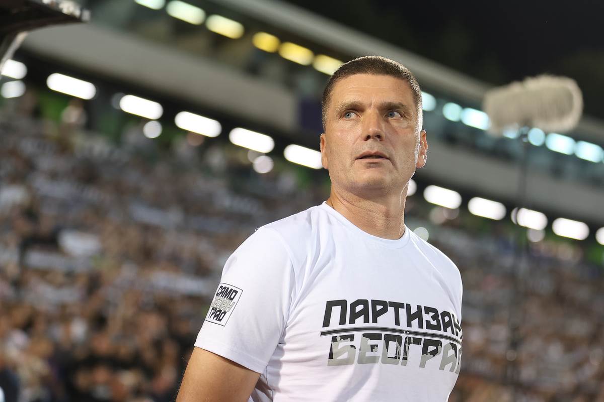 Srđan Blagojević u majici Partizan Beograd.