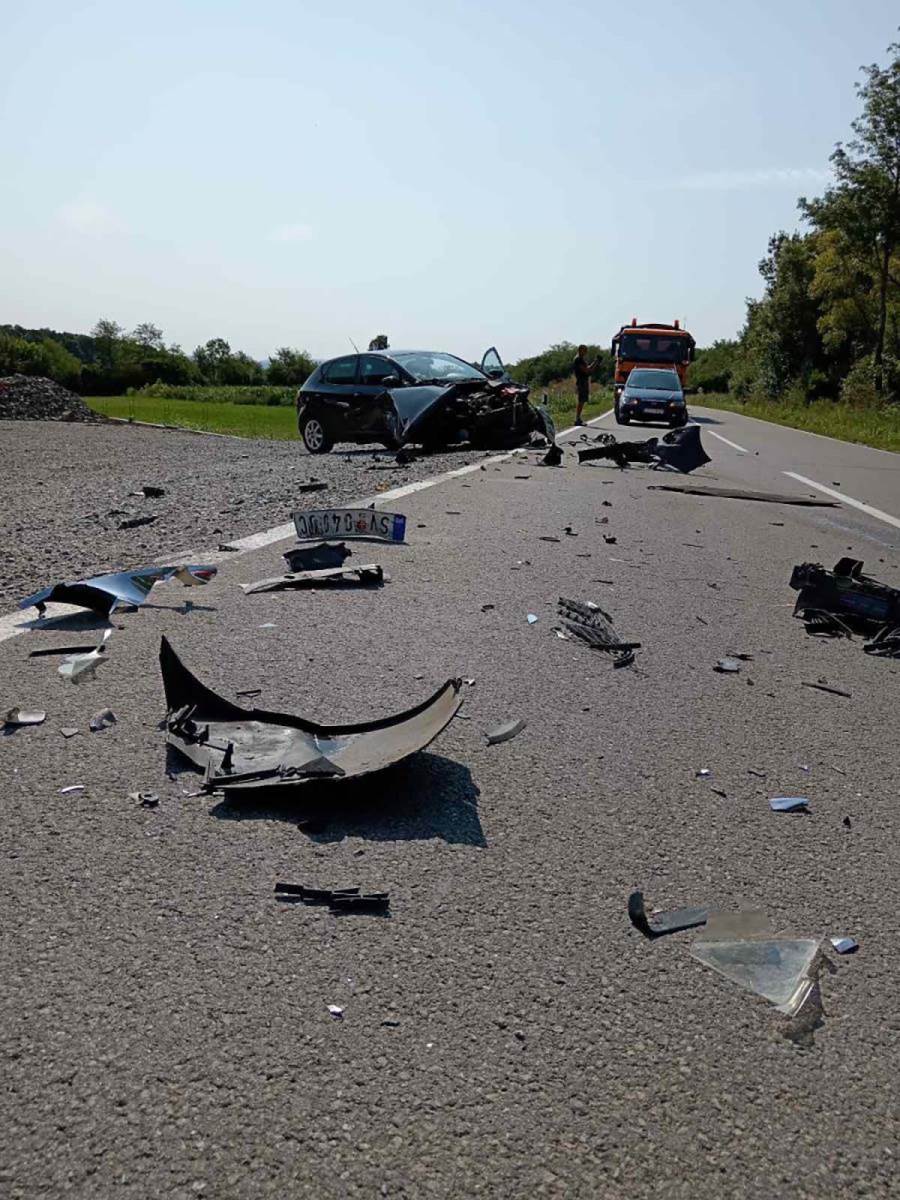 Saobraćajna nesreća kod Despotovca (2).jpg