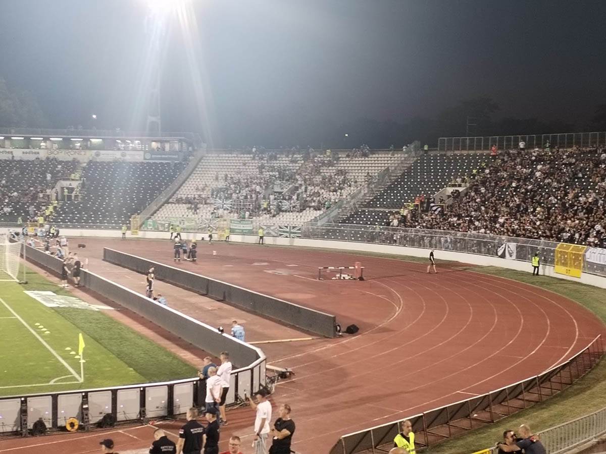 Tribine JNA (10).jpg