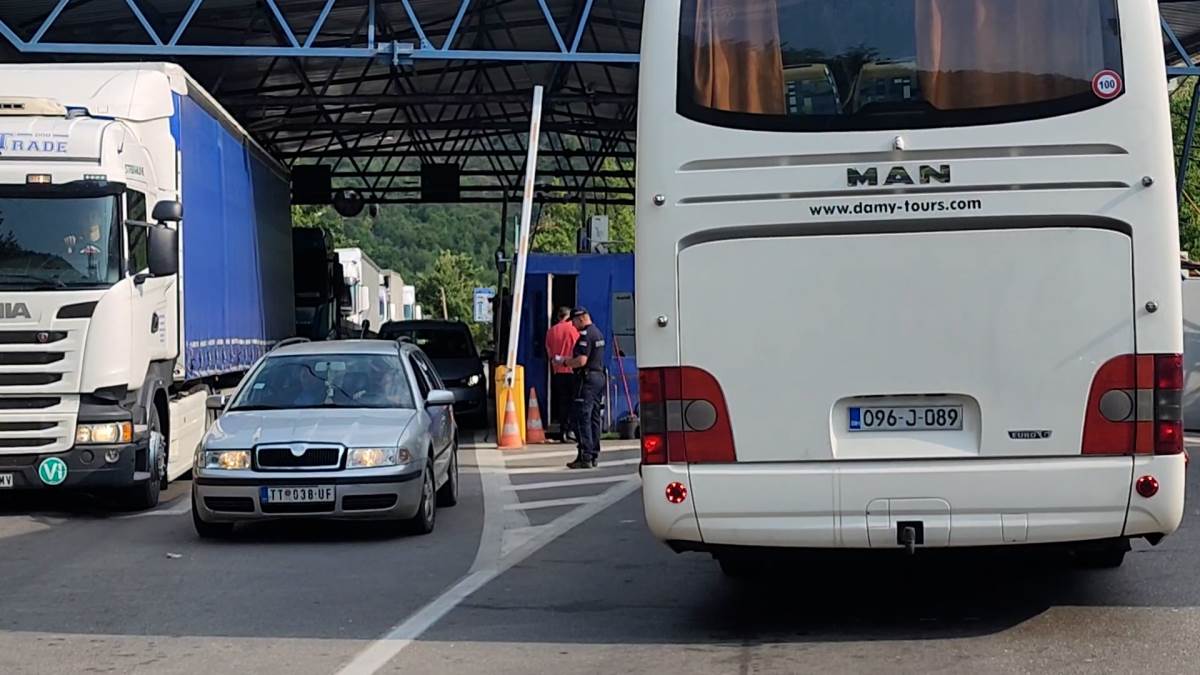 Administrativni prelaz Brnjak