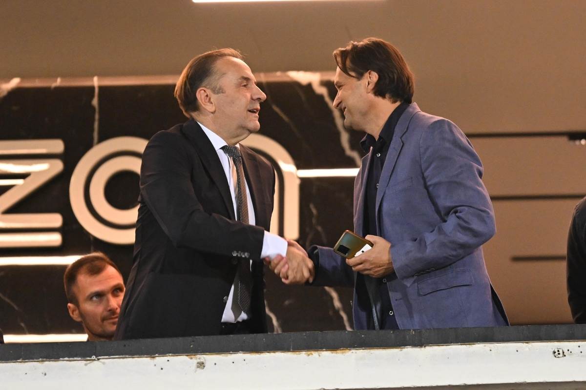 Rasim Ljajić i Goran Trobok u loži stadiona Partizana protiv Hibernijana