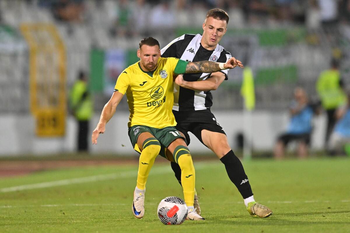 Partizan - Hibernijan  (21).JPG