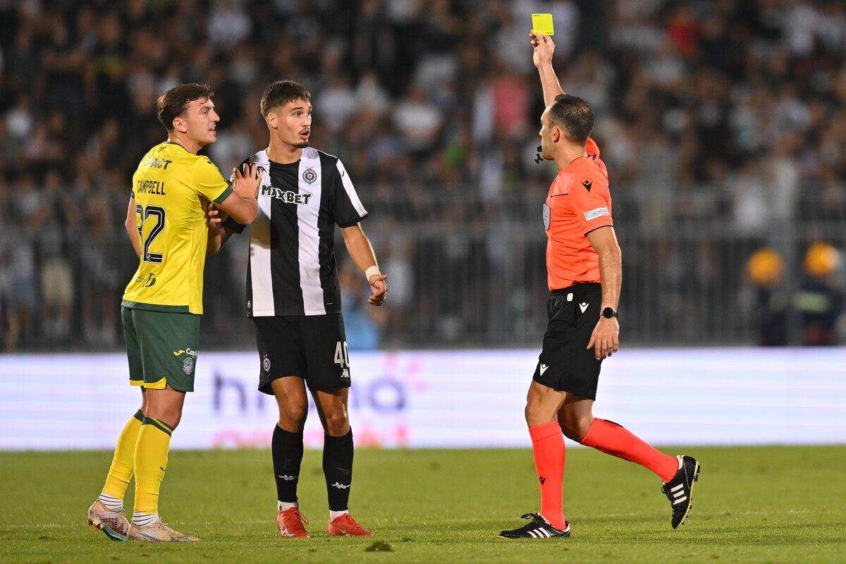 Partizan - Hibernijan  (24).JPG