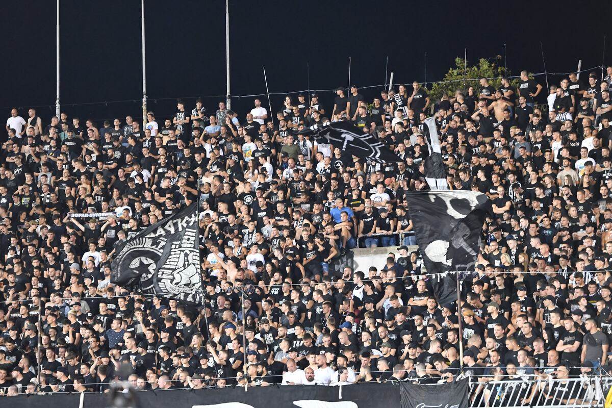 Partizan - Hibernijan  (34).JPG