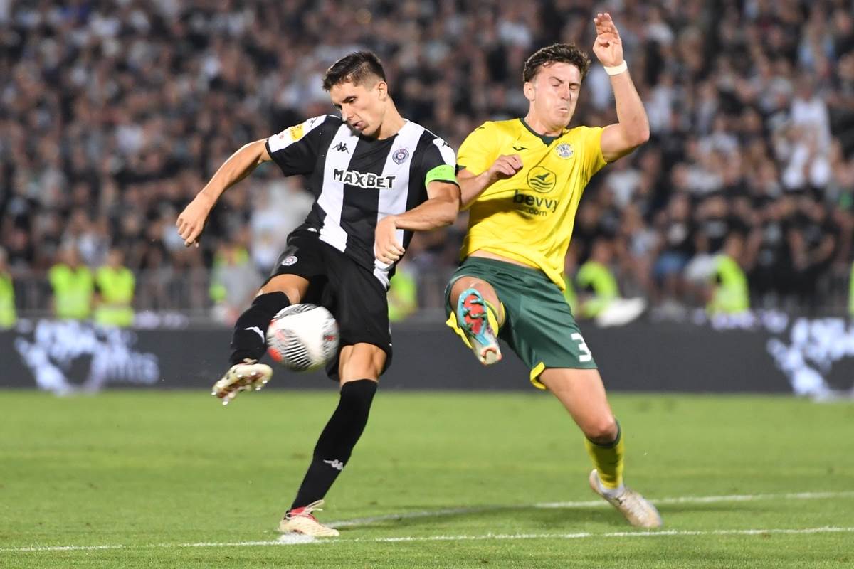 Partizan - Hibernijan  (35).JPG